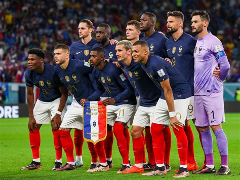 Reprezentacja Francji została ograna i nie zdobędzie tytułu europejskich mistrzów! Imponująca szwajcarska narodowa kadra wywalczyła awans do fazy ćwierćfinałowej rozgrywek Mistrzostw Europy!