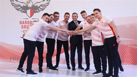 Czeska drużyna narodowa zwycięża drużynę narodową Polski w inauguracyjnym spotkaniu zmagań eliminacyjnych do Mistrzostw Europy 2024!
